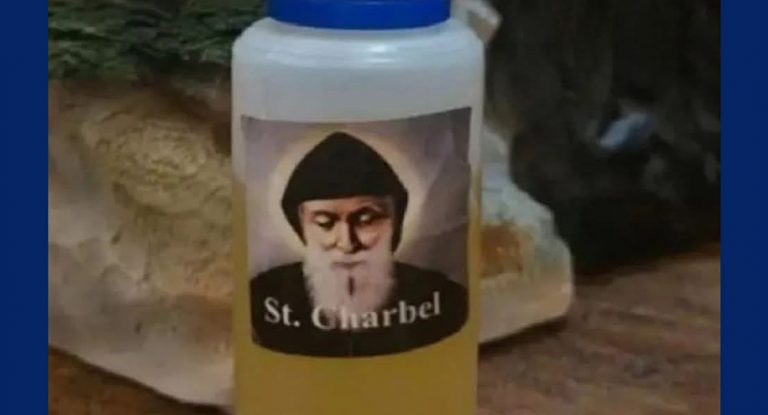 معجزة “زيت القديس شربل” تهزّ كنيسة في إيطاليا