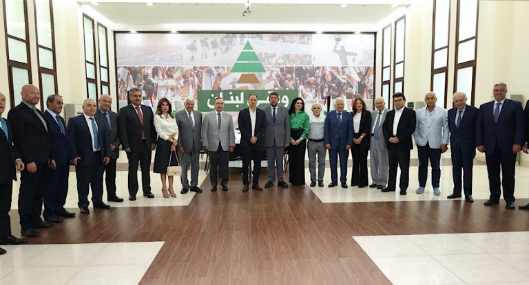 الجميّل يلتقي وفد الرابطة المارونية: المصارحة والمصالحة ومد اليد ضمانة لبنان التعددي 