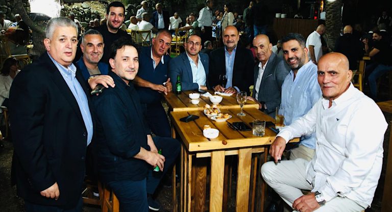 لقاء شعبي حاشد في دملصا على شرف النائب سيمون أبي رميا بدعوة من الدكتور توفيق عواد