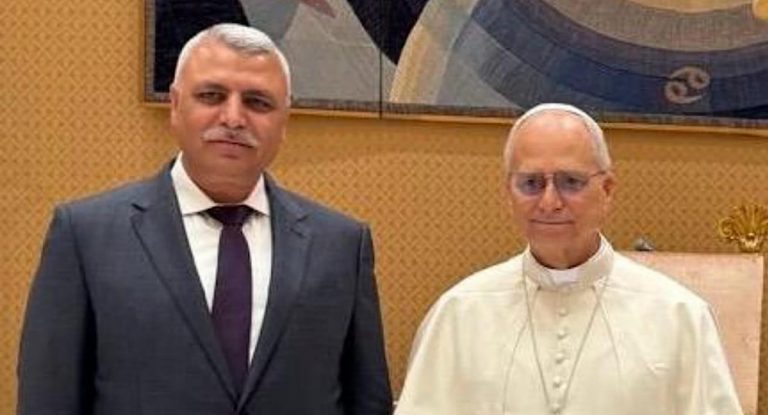 بالصور-قداسة البابا استقبل اللواء حسن شقير في الفاتيكان