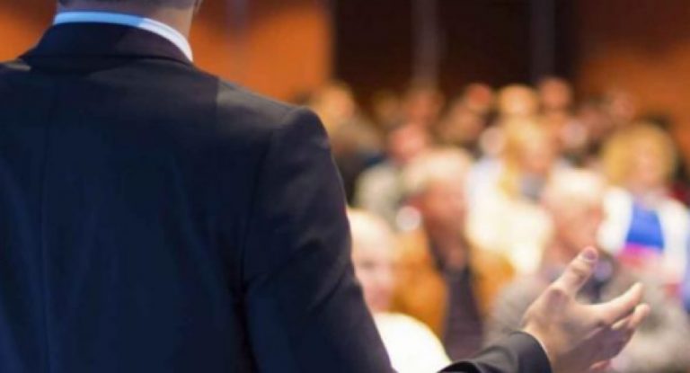 خاص- حضور خجول في لقاءٍ انتخابيّ لمرشّحٍ محتمل في إحدى بلدات جبيل