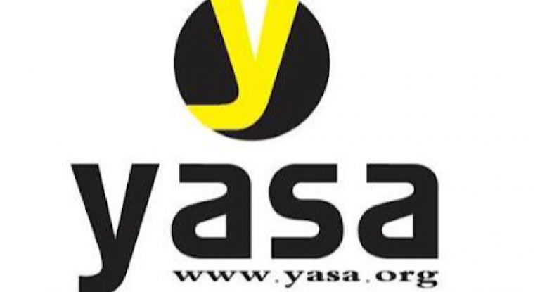 بالصور: مشهدٌ غريب على الطّريق