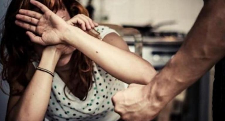 اعتدى على زوجته وقتلها!