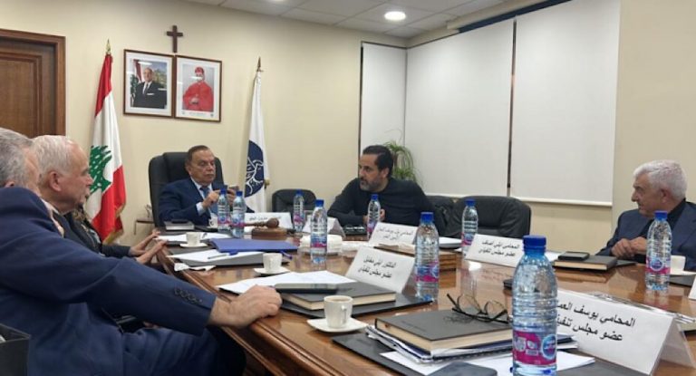 اجتماع تشاوري في مقر الرابطة المارونية بحث ملف التفرّغ في الجامعة اللبنانية