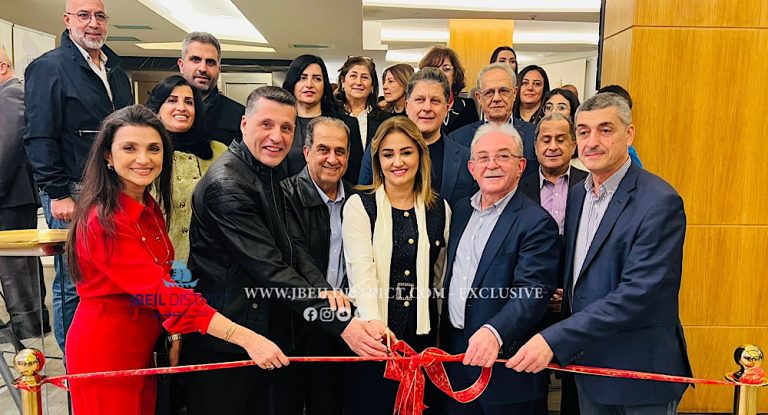 خاص-بالصور: المعرض الميلادي الرابع لجمعية «من حقي الحياة»