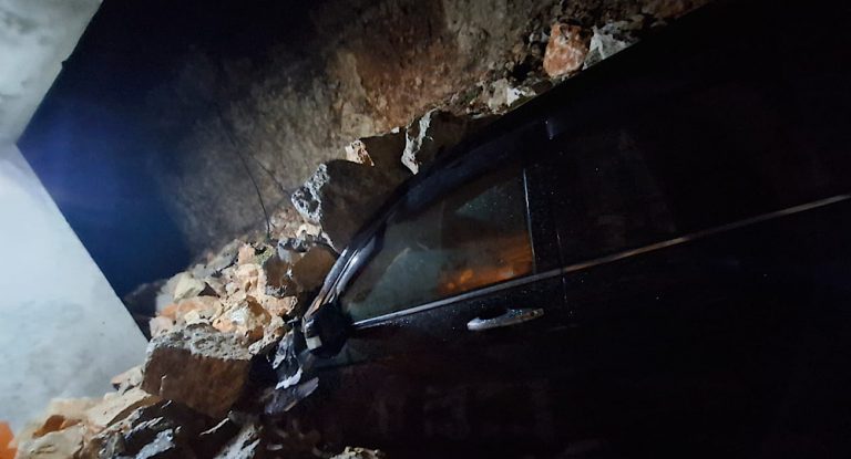 خاص-بالفيديو: قدرة إلهية تنقذ عائلة في غلبون ليلة رأس السنة