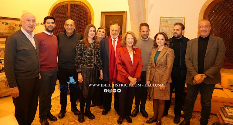 خاص – بالصور : دايم دايم في دارة المحامي روجيه إده!