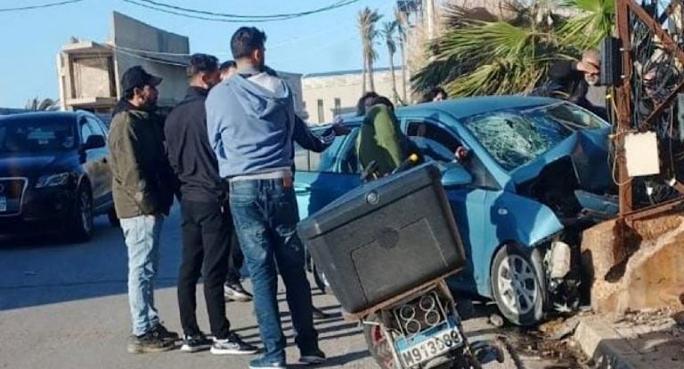 قتيلتان وجريحة في حادث سير مروّع