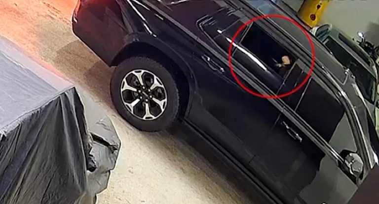 بالفيديو-محاولة اغتيال داخل مرأب سكني …إليكم التفاصيل!