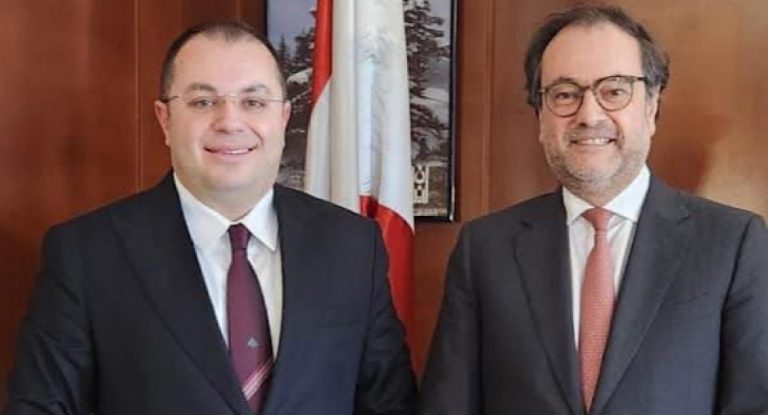 خاص-بعد لقاءات إنمائية في باريس… عبدو العتيق يثني على دينامية السفير ربيع الشاعر