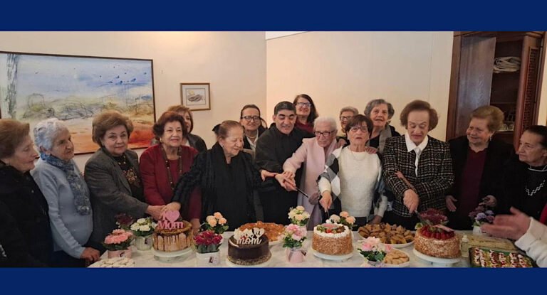 خاص-بالصور : الأباتي سيمون عبود يكرّم أمهات الرعيّة في دير مار يوحنا مرقص خلال لقاء تكريمي في جبيل