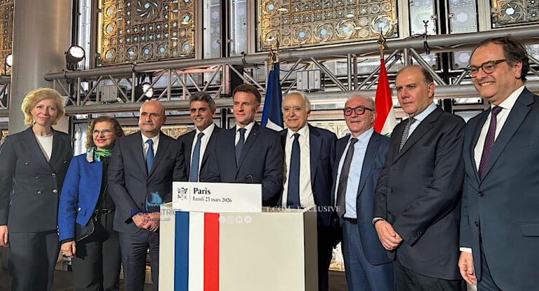 باريس تحتفل ببيبلوس: افتتاح معرض “مدينة عريقة” في معهد العالم العربي بحضور ماكرون وغسان سلامة ونواب جبيل ابي رميا والحواط