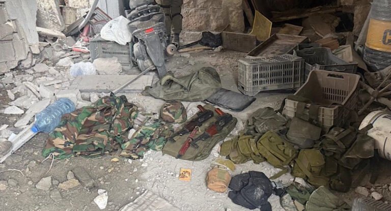 بالصور والفيديو: أدرعي: نواصل عملياتنا ضدّ الحزب وقد عثرنا على أسلحة