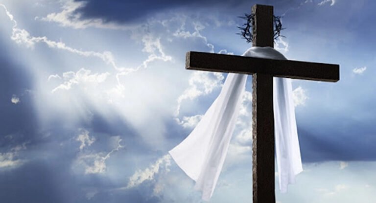 لبنان الحبّ… صليبٌ نحو القيامة