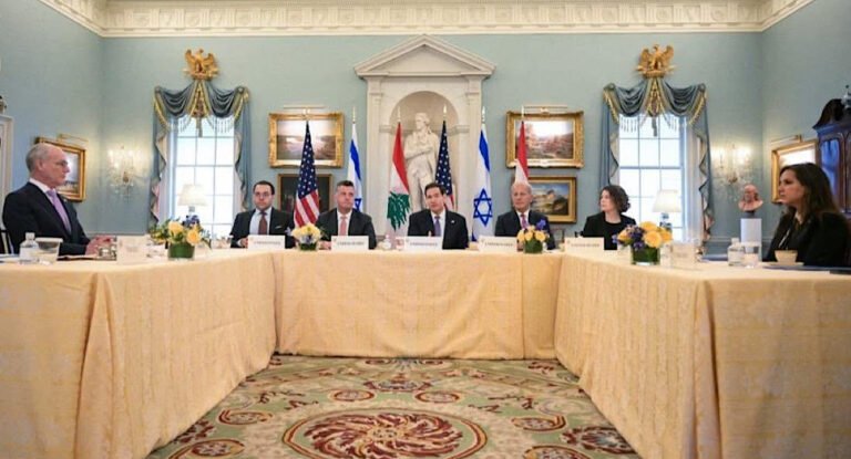 لبنان – إسرائيل على الطاولة وجهاً لوجه… هل يكون أوّل الكلام آخِر الحرب؟