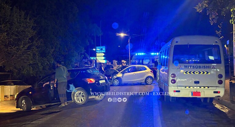 خاص-بالصورة: حادث في عمشيت وسقوط جرحى