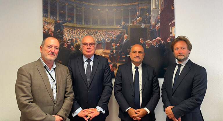أبي رميا التقى رئيس الكتلة النيابية للحزب الاشتراكي الفرنسي وتبلّغ منه تمسّك فرنسا بضرورة إنهاء الاحتلال الإسرائيلي