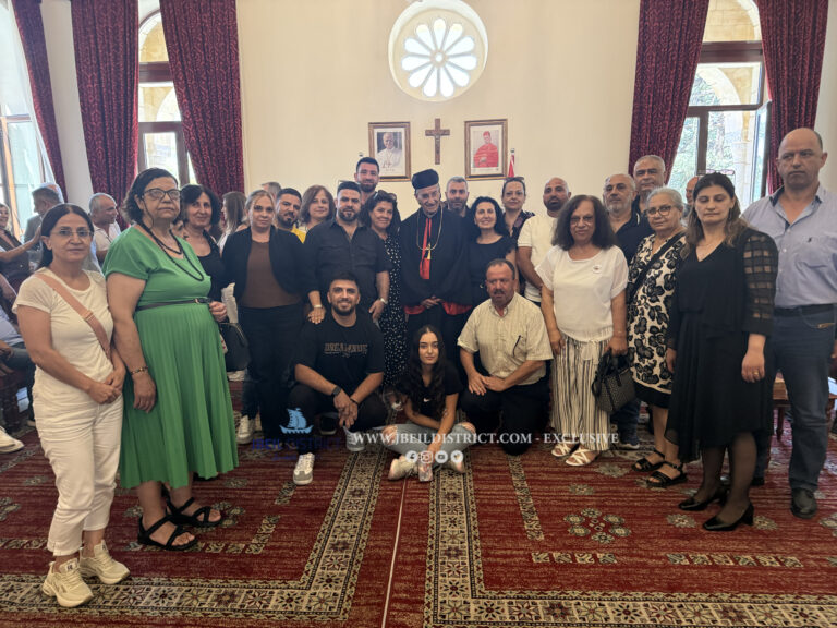 خاص-بالصور:تهافت على التسجيل في ثانوية حصارات الرسمية وأهالي البلدة يناشدون الراعي التدخل لإنقاذها